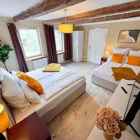 Haus Ludwig - Saniertes Fachwerkhaus Im Harz - 12 Personen * Thale